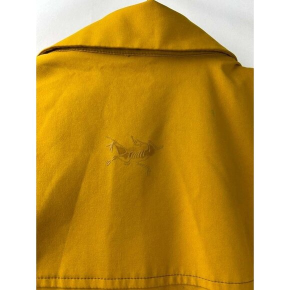 Arc'teryx Men's Size Small Button Up Short Sleeve Shirt Mustard Yellow - Picture 10 of 11
